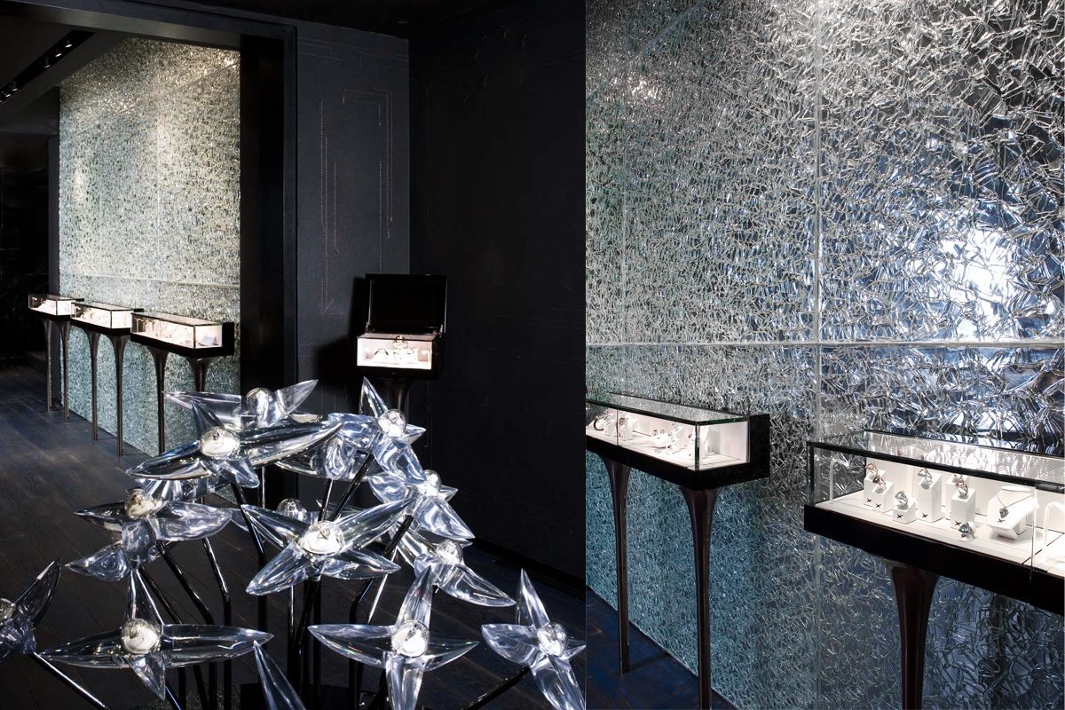 crackle glass wall by Nathan Allan Glass Studios