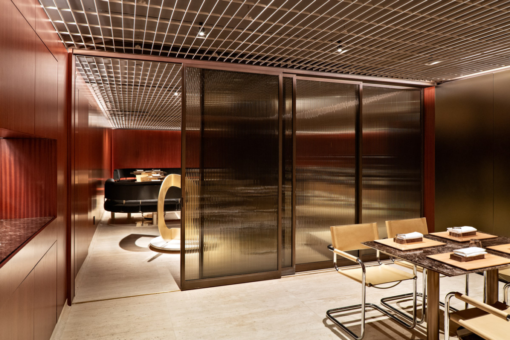 Custom Sawtooth Glass Partitions