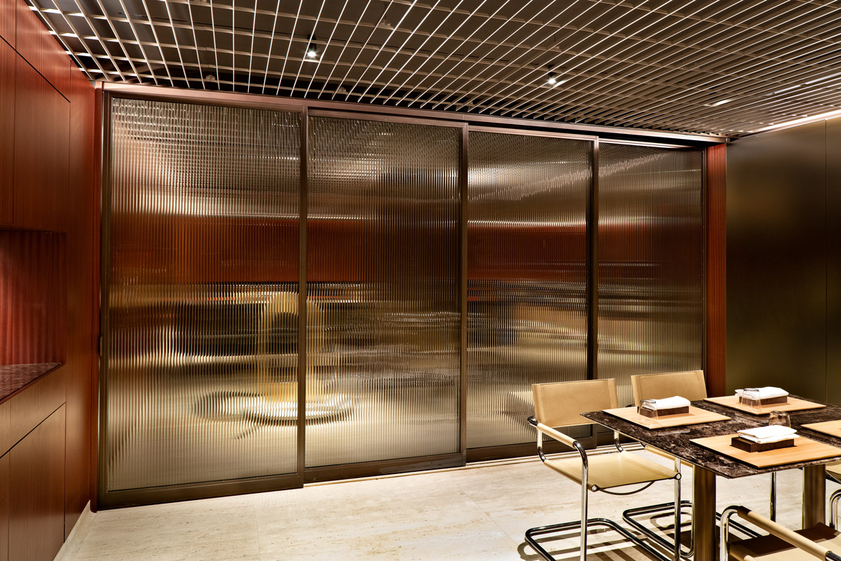 Kitano Hotel Glass Divider Wall
